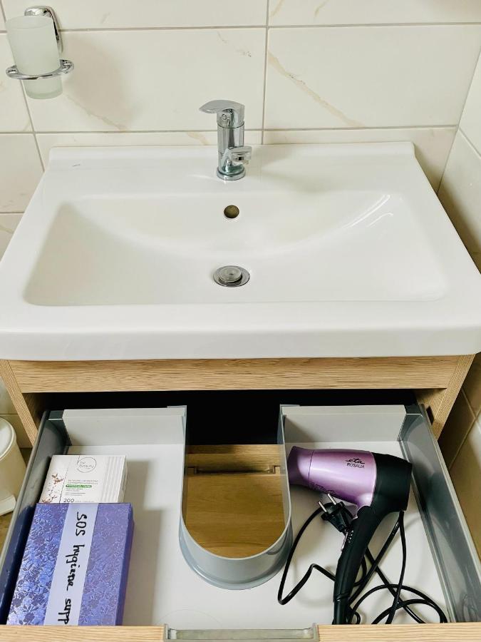 Ayni Apartman Семіли Екстер'єр фото